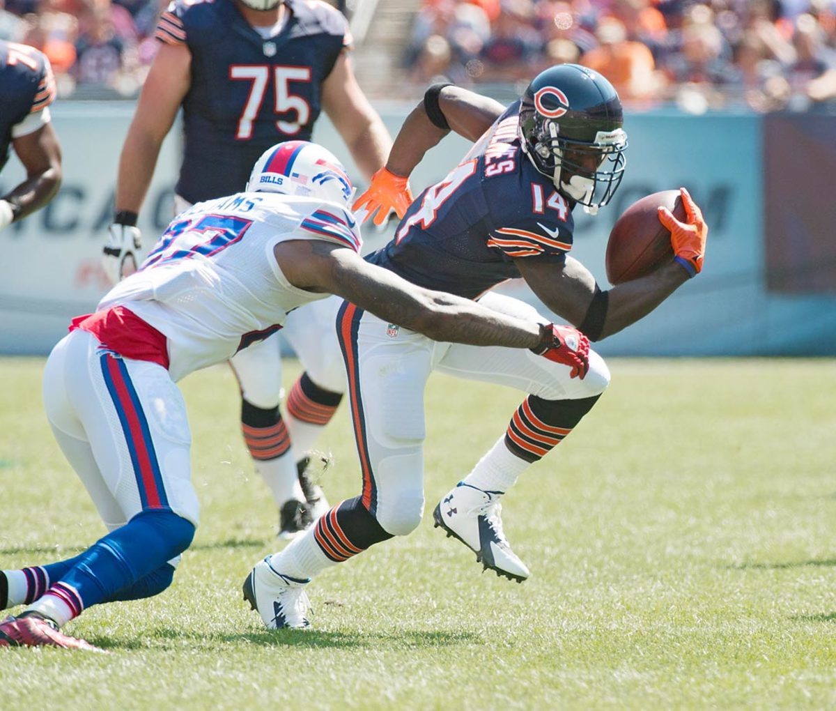 16-Santonio-Holmes.jpg